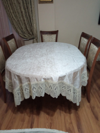 Скатерть бархат с отделкой гипюр 220/320