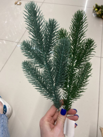Ветка ёлочная 30см в асс